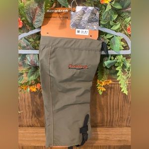 Hunting gaiters never worn, new with tags